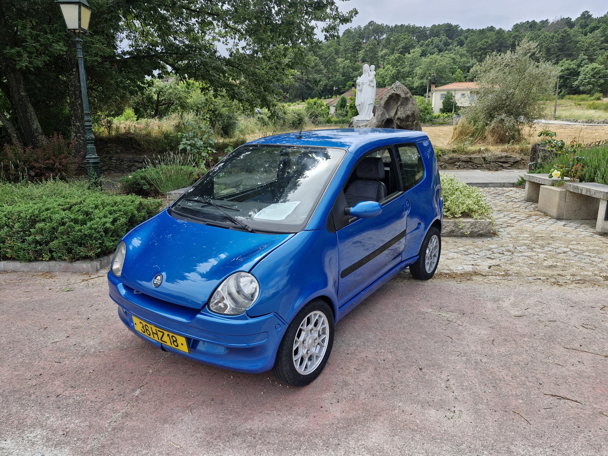 car