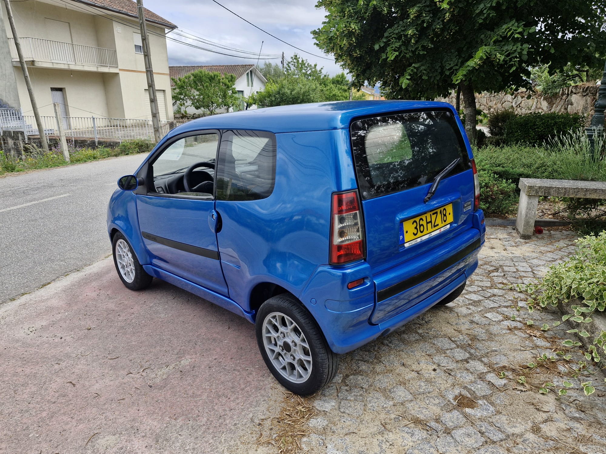 car