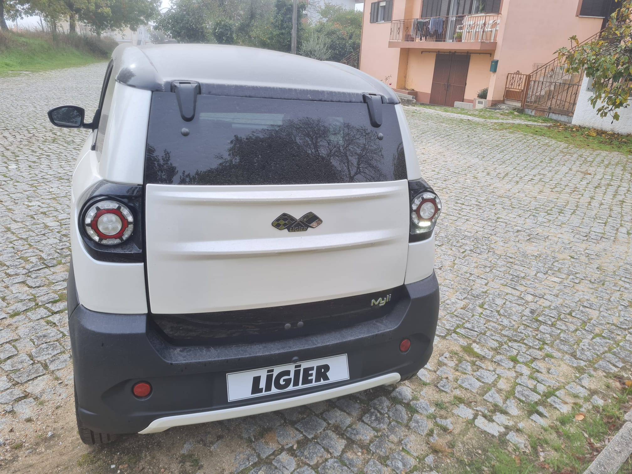 car
