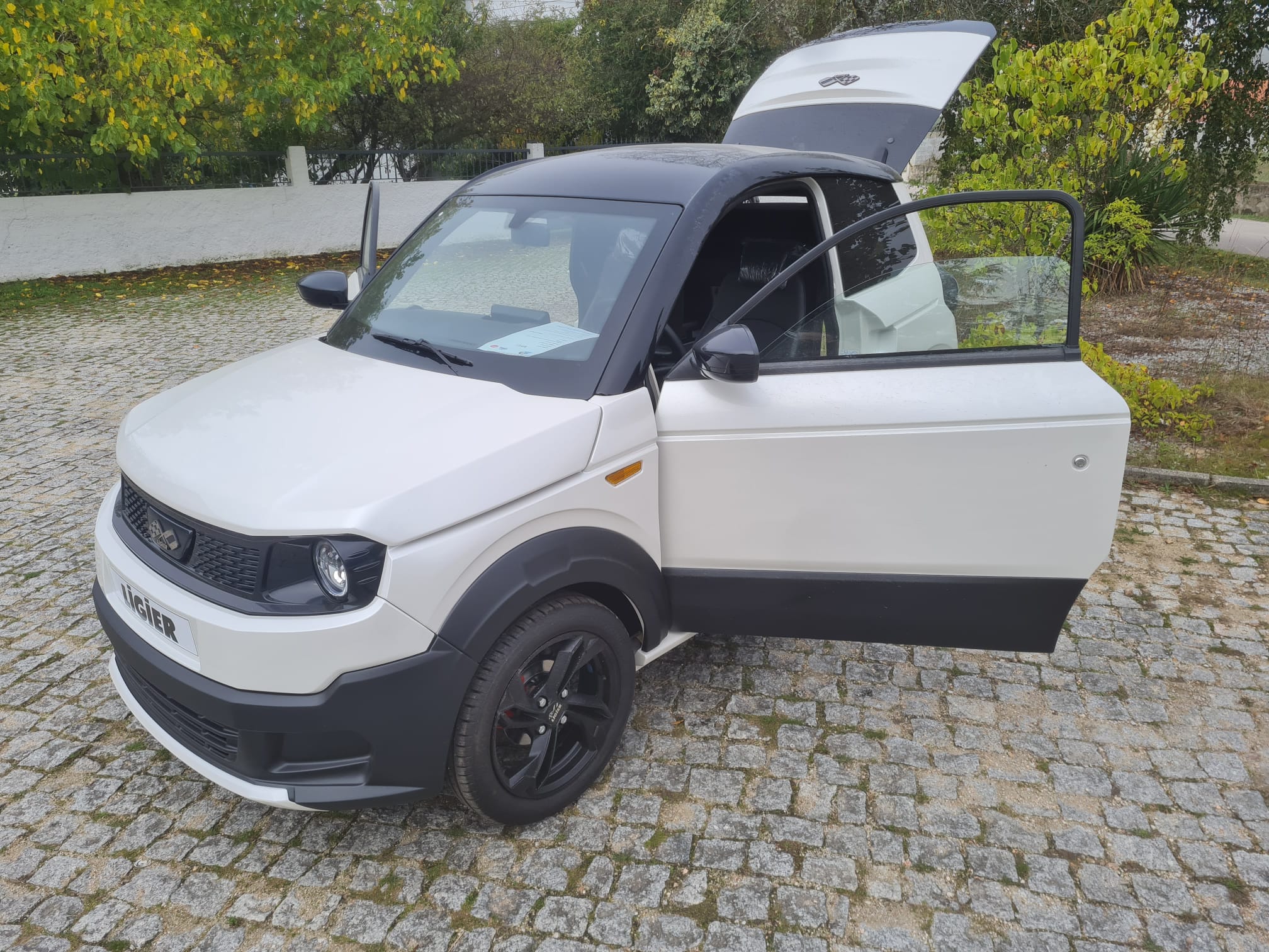 car